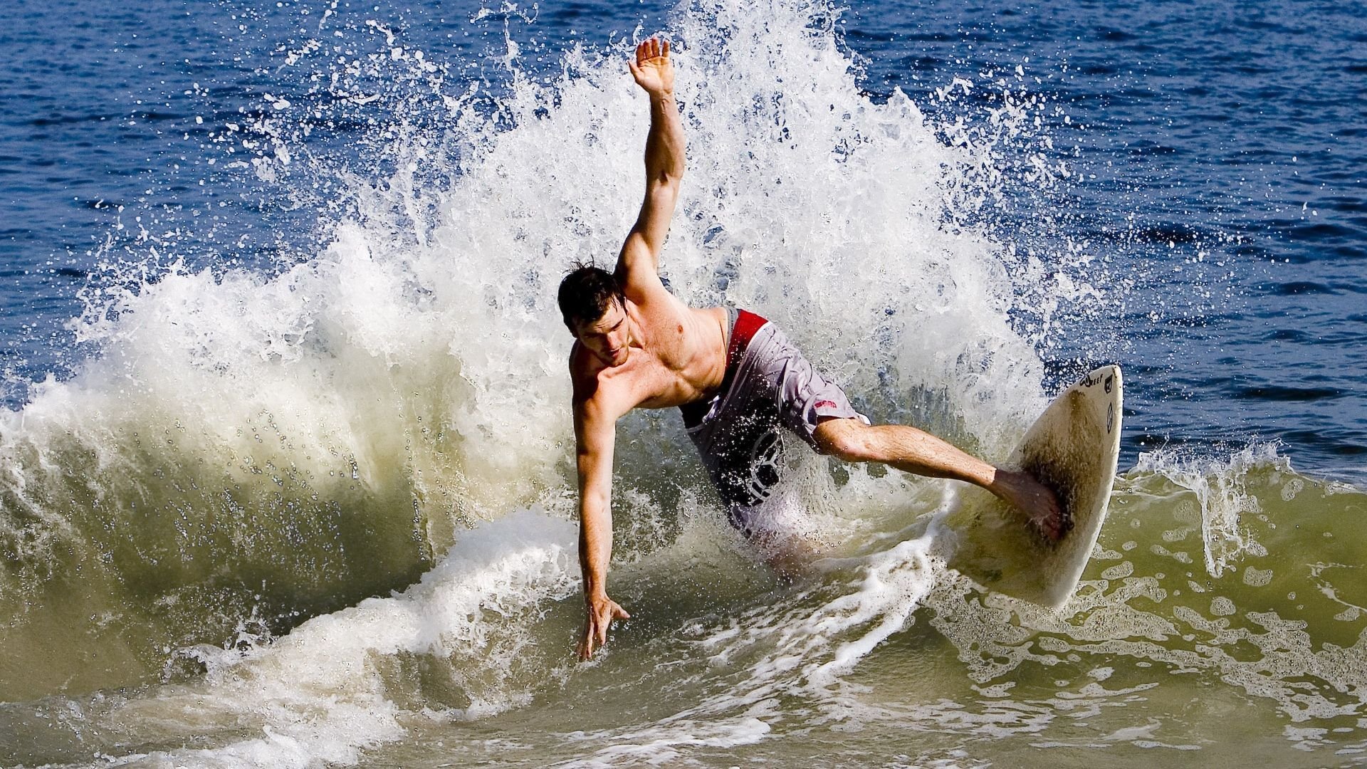 体育明星客串影视作品扩大个人影响，体育明星上的综艺节目