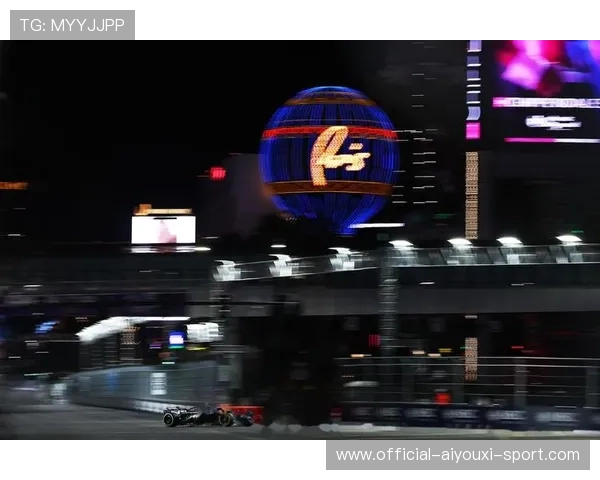 F1赛道夜间灯光秀成为城市新名片