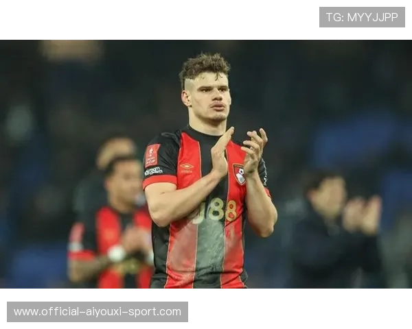 英超新星崭露头角，成为球队核心，英超新人