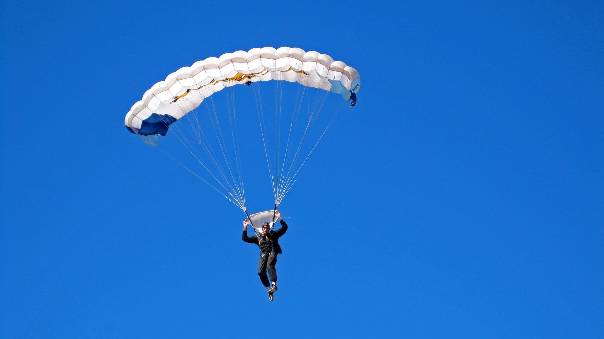 AYX官网-埃及队在2024年混合团体世界杯中的表现回顾，埃及晋级世界杯