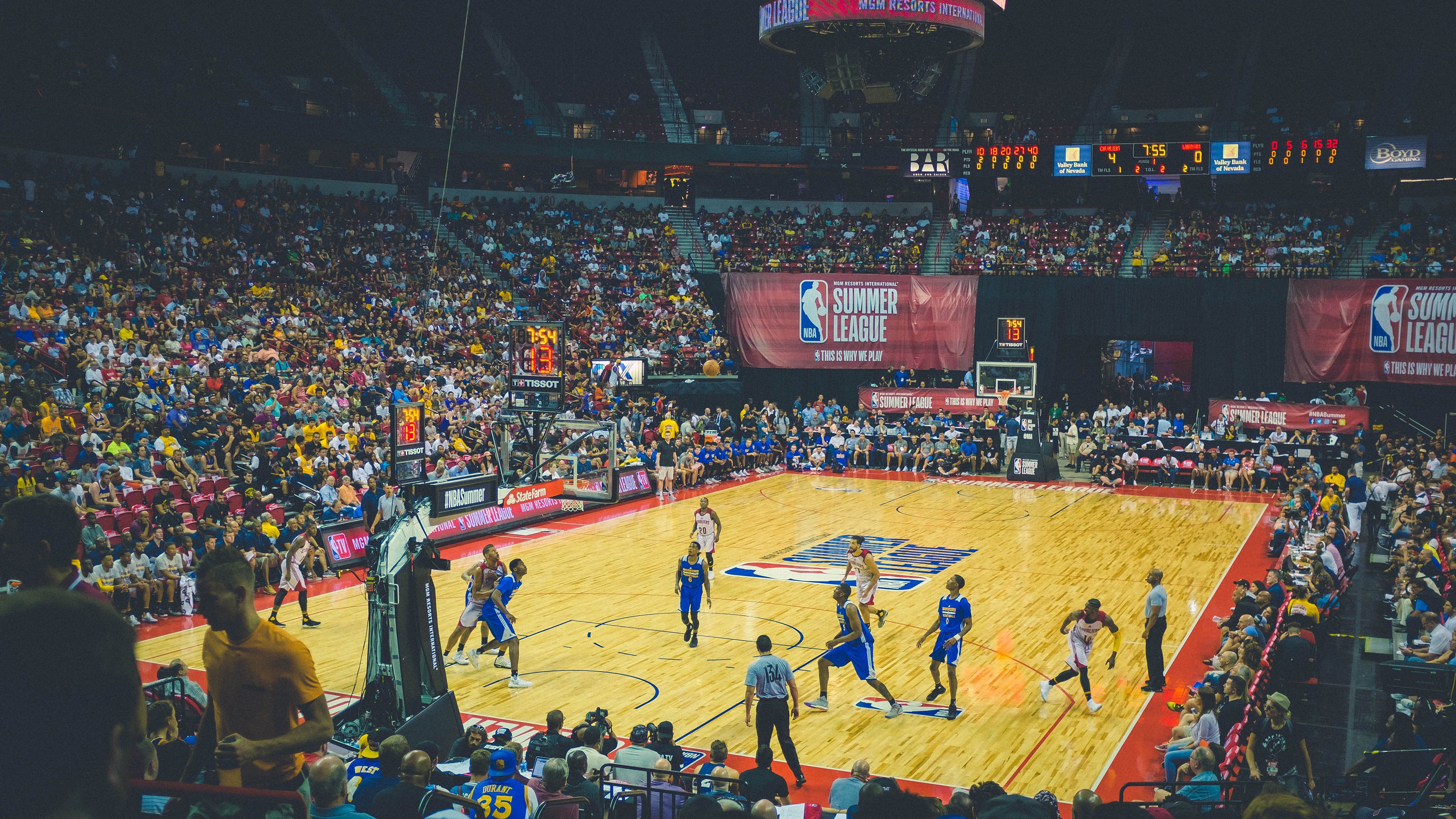 AYXSPORTSAPP-球队赛季总结短片上线回顾高光瞬间与成长故事，球队精选